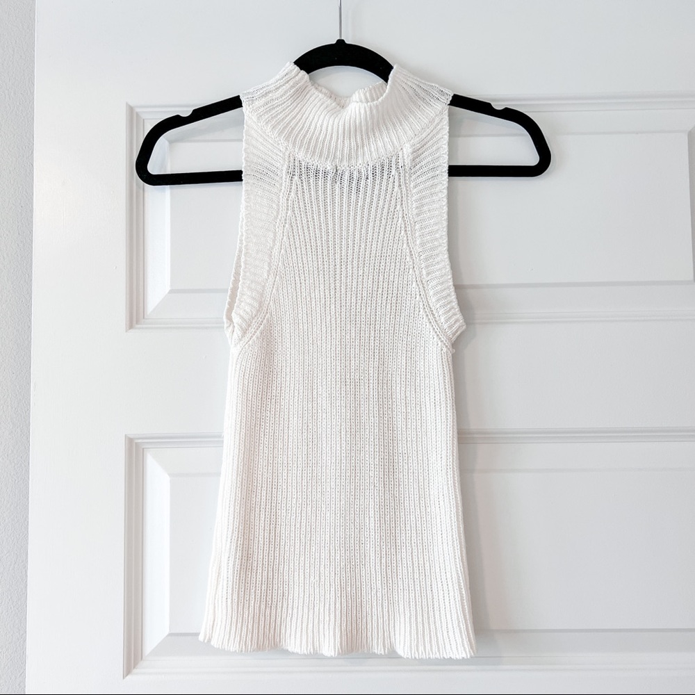 Mock Neck Sleeveless Sweater